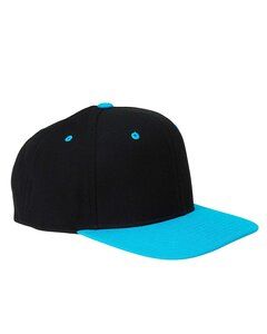 Yupoong 6089 - 6-Panel Structured Flat Visor Classic Snapback