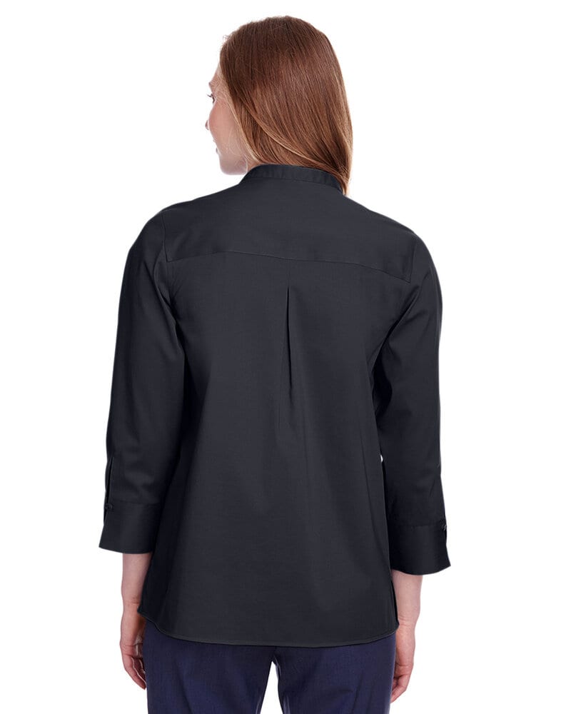 Devon & Jones DG560W - Ladies Crown  Collection Stretch Broadcloth 3/4 Sleeve Blouse