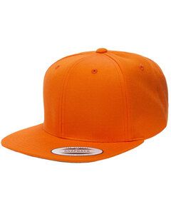 Yupoong 6089 - 6-Panel Structured Flat Visor Classic Snapback